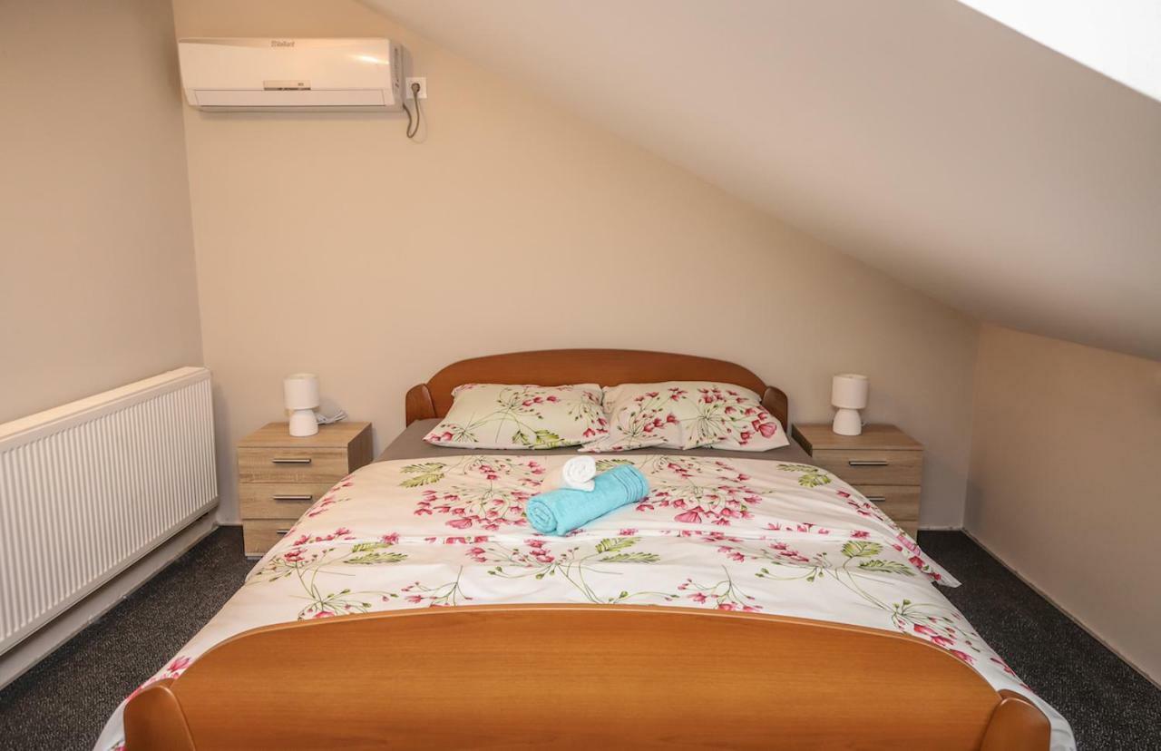 Hotel Zrinski Копривница Екстериор снимка