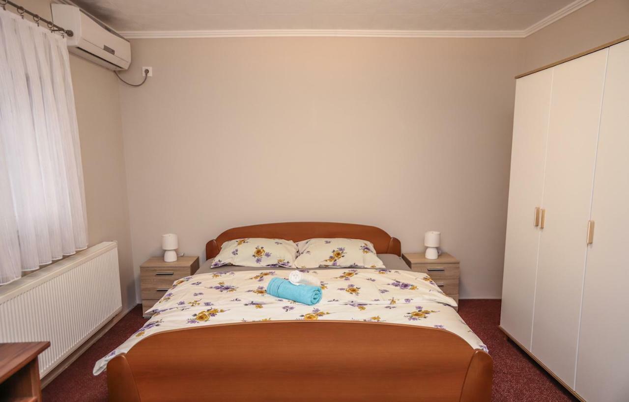 Hotel Zrinski Копривница Екстериор снимка