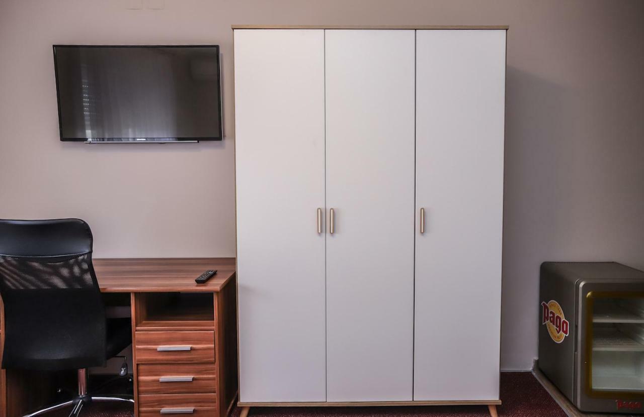 Hotel Zrinski Копривница Екстериор снимка